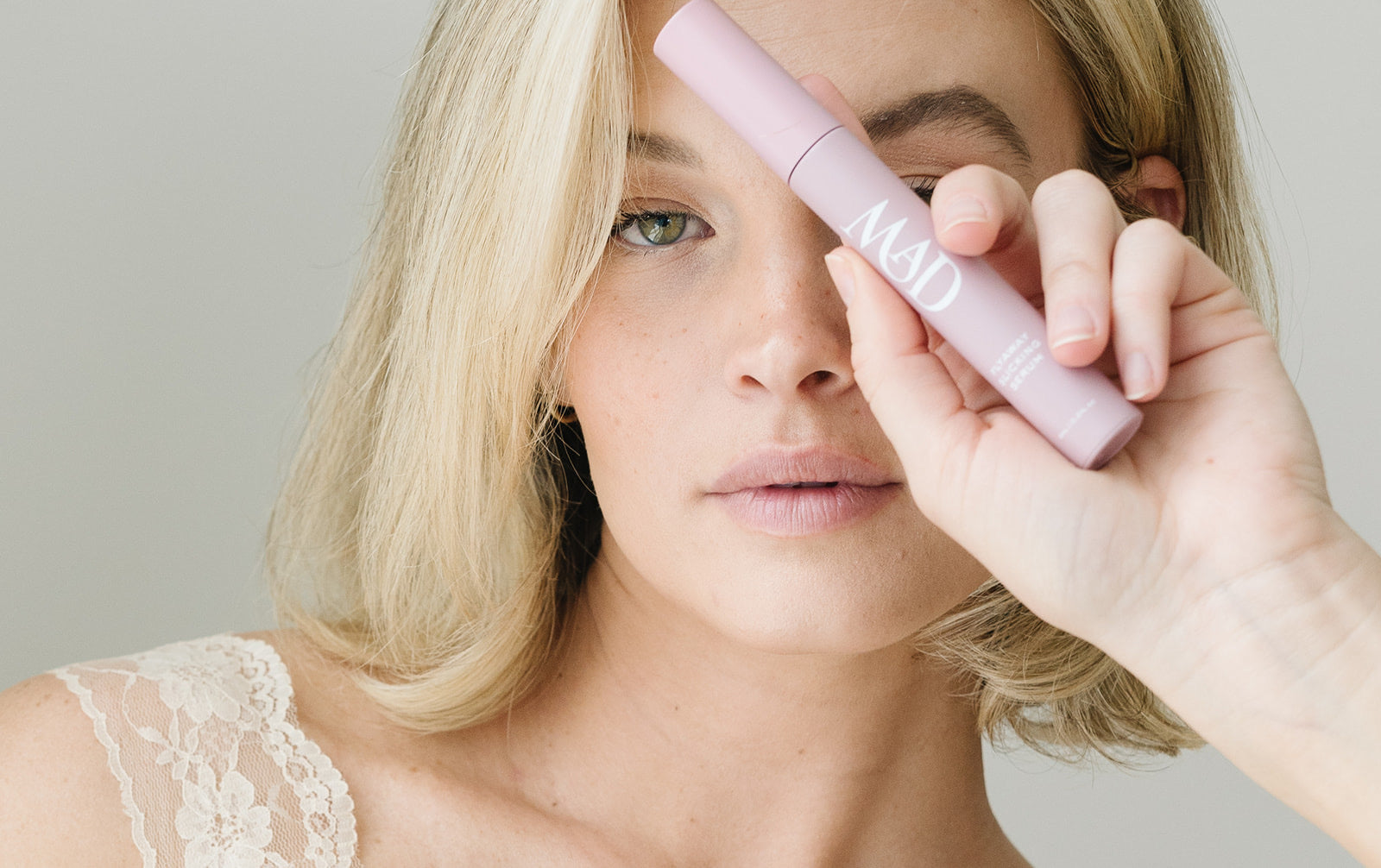 Tame your postpartum baby hairs, while boosting healthy growth.